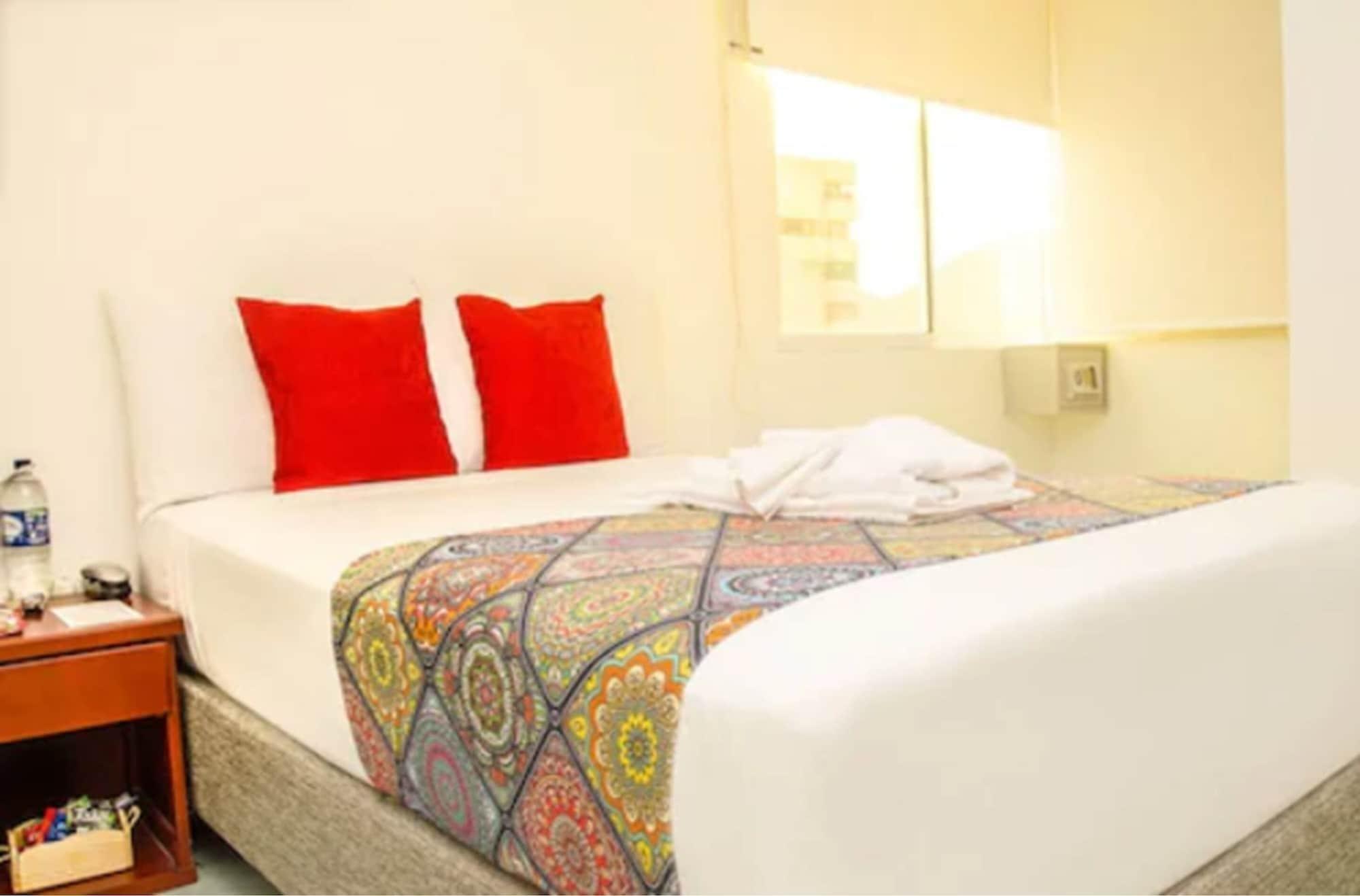 Hotel Portobahia Rodadero 3*